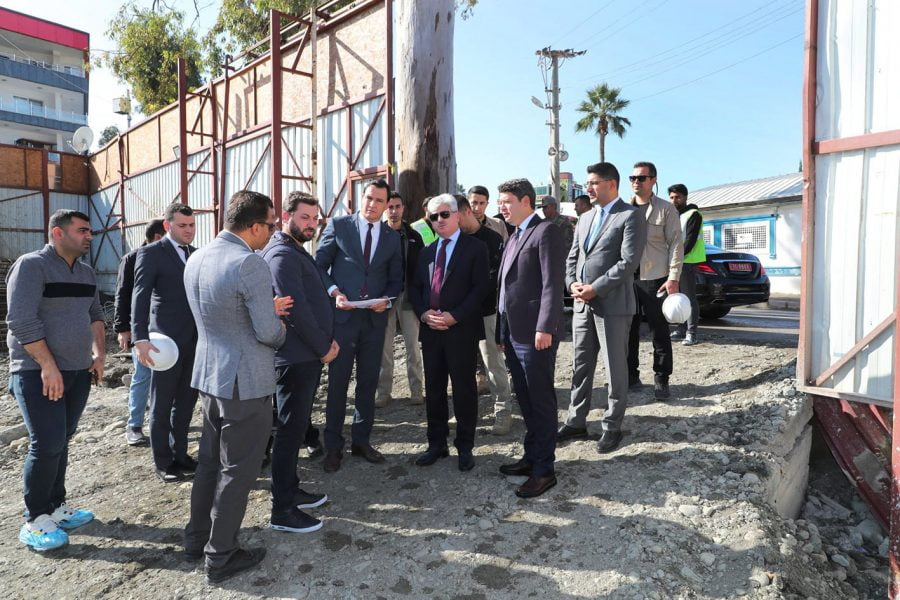 VALİ DOĞAN ARSUZ DEVLET HASTANESİNİ GEZDİ, DEVAM EDEN &Ccedil;ALIŞMALARI İNCELEDİ