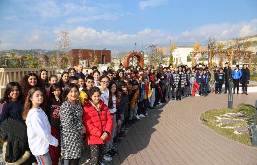 D&Uuml;NYA TOPRAK G&Uuml;N&Uuml; EXPO&rsquo;DA KUTLANDI