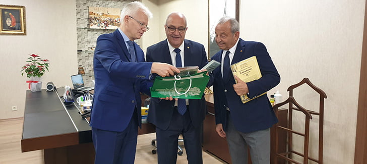 B&Uuml;Y&Uuml;KEL&Ccedil;İLERDEN İMEAK DTO İSKENDERUN ŞUBESİNE NEZAKET ZİYARETİ