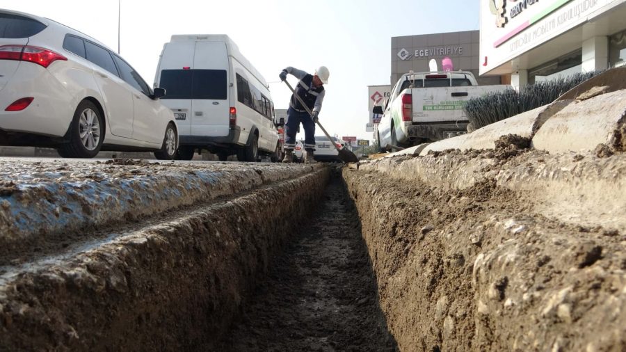 MAZGALLARI TEMİZLİYOR, YOĞUN YAĞIŞLARA KARŞI TEDBİR ALIYORUZ