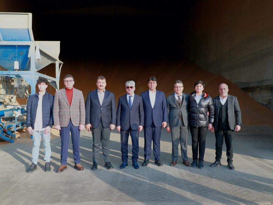 HATAY VALİSİ RAHMİ DOĞAN, BAŞARILI İŞ İNSANI MEHMET D&Ouml;NMEZ’İN &Ouml;ZERLİ ANTREPOLARINI ZİYARET ETTİ