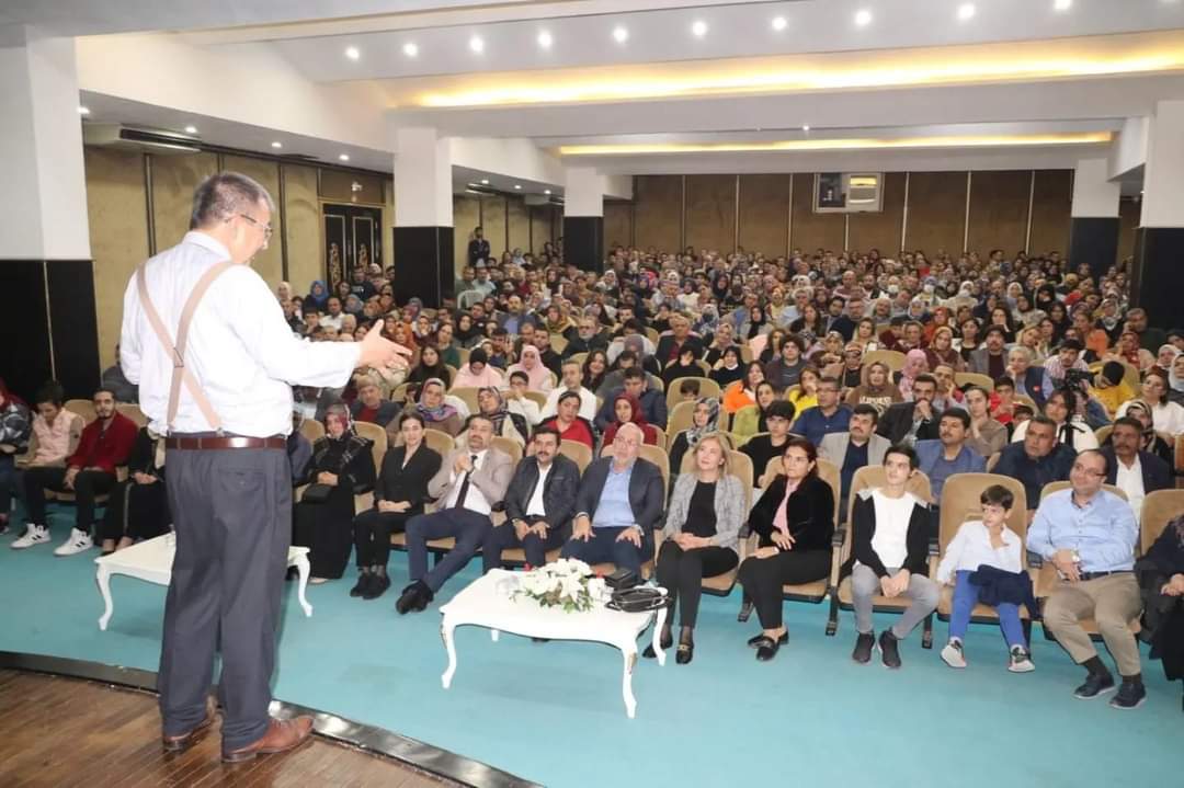 SÖYLEŞİ PROGRAMI YOĞUN İLGİ GÖRDÜ