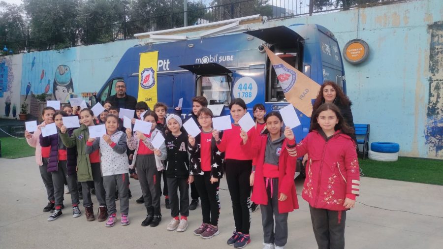 BELEN GAZİ ABDURRAHMAN PAŞA İLKOKULU &Ouml;ĞRENCİLERİ, KARTPOSTALLARI SEVDİKLERİNE G&Ouml;NDEREREK NOSTALJİK K&Uuml;LT&Uuml;R&Uuml; CANLANDIRDI