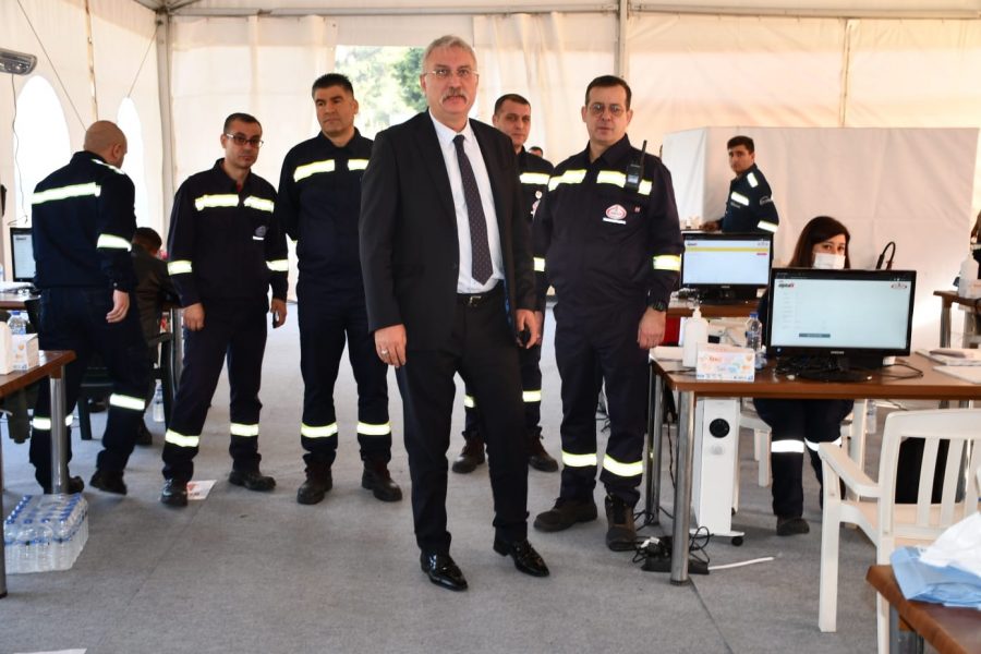 İsdemir saat ücretli işe alım yapacak. 2 saatte 1500 kişinin başvurusu alındı