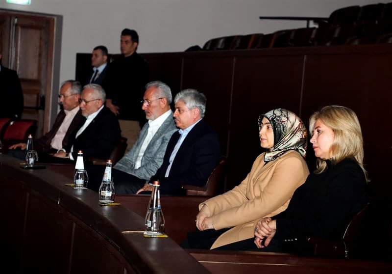 TOSYALI HOLDİNG&rsquo;İN BAYİLER TOPLANTISINDA MEDENİYETLER KOROSUNUN KONSERİ MEST ETTİ