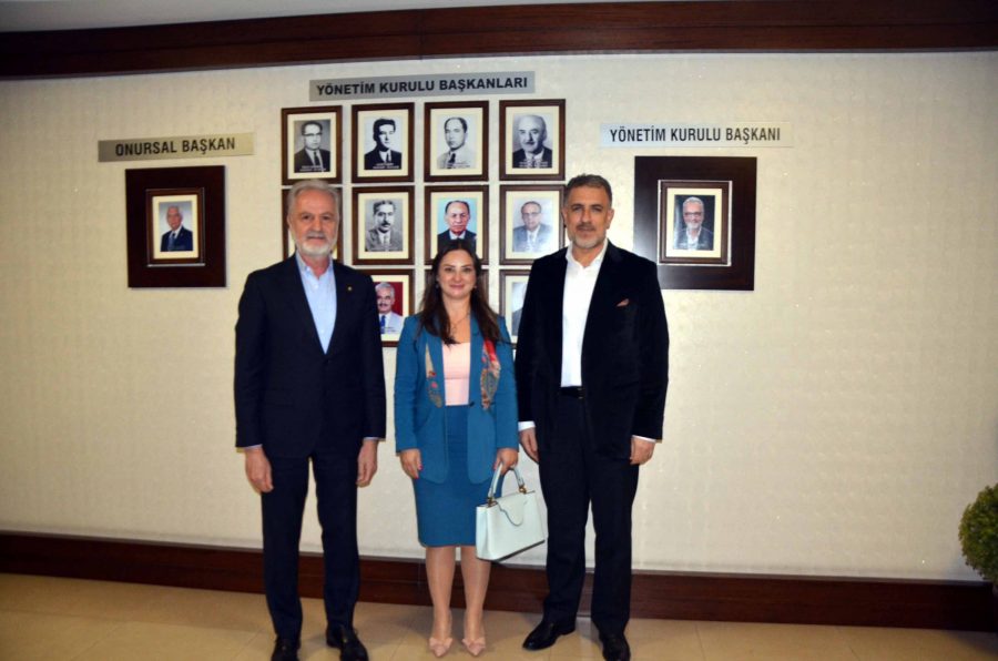 İş İnsanı ve Yazar Seval Kirmit Yazar İTSO’yu Ziyaret Etti