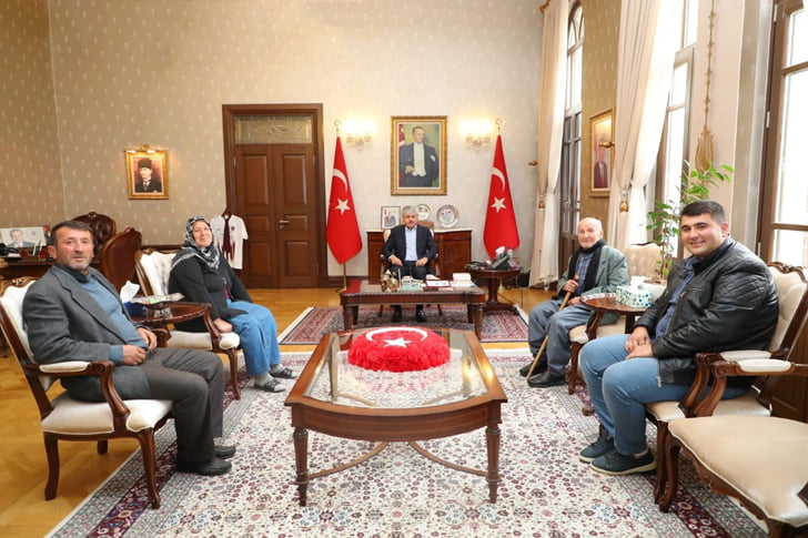 Vali Doğan: ‘B&uuml;y&uuml;klerimizin Yanında Olmaya Devam Edeceğiz’