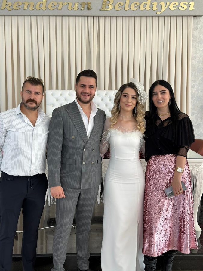 Muhittin ile Dilek D&uuml;nyaevine Girdi