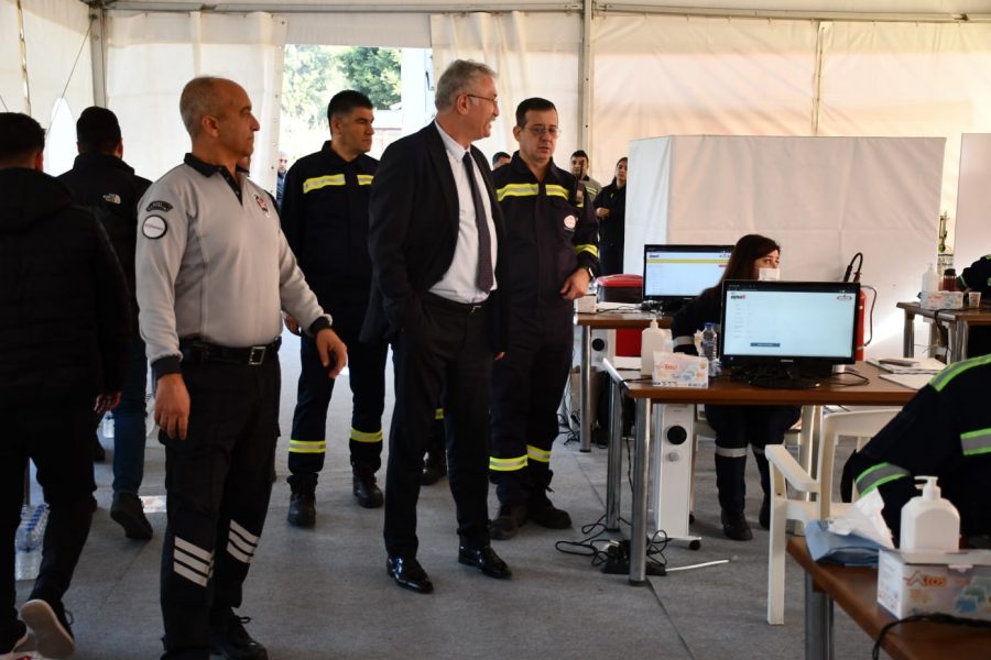 İsdemir saat ücretli işe alım yapacak. 2 saatte 1500 kişinin başvurusu alındı