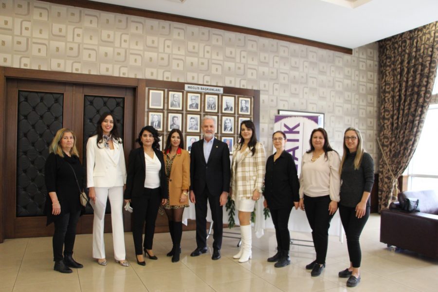 İTSO&rsquo;daki panelde &lsquo;Kadına Şiddete Hayır!&rsquo; mesajı verildi