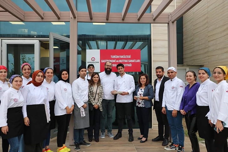 İSTE&rsquo;DE GASTRONOMİ S&Ouml;YLEŞİSİ VE AT&Ouml;LYESİ