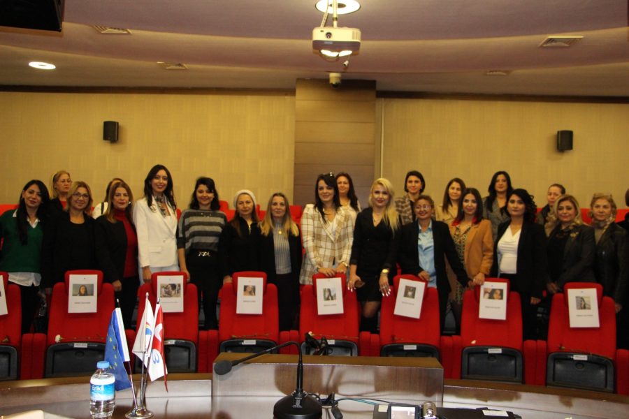 İTSO&rsquo;daki panelde &lsquo;Kadına Şiddete Hayır!&rsquo; mesajı verildi