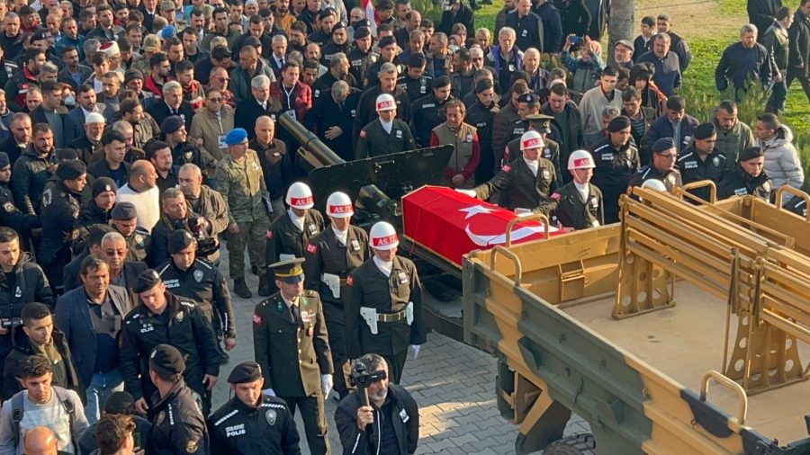 Hataylı şehit son yolculuğuna uğurlandı