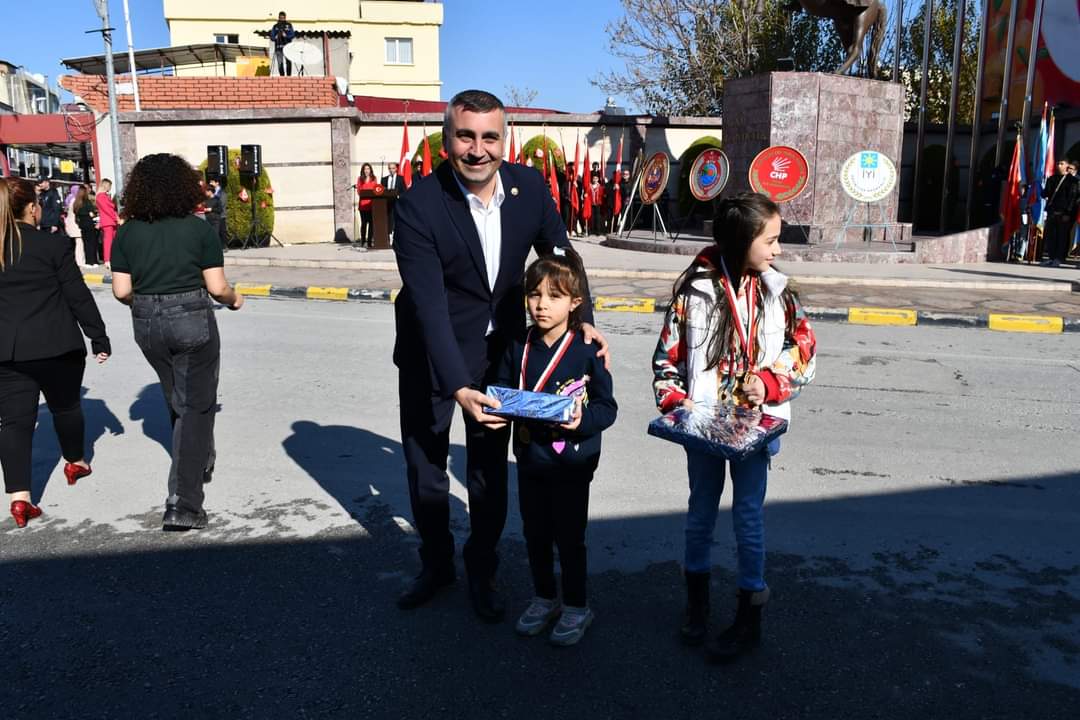 Erzin’in gurur günü kutlandı