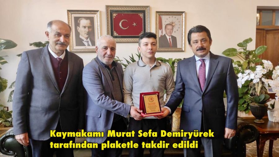 EKMEK YEMEYİ KESTİ, HARÇLIĞINI HER GÜN ASKIDA EKMEK KAMPANYASINA BIRAKTI