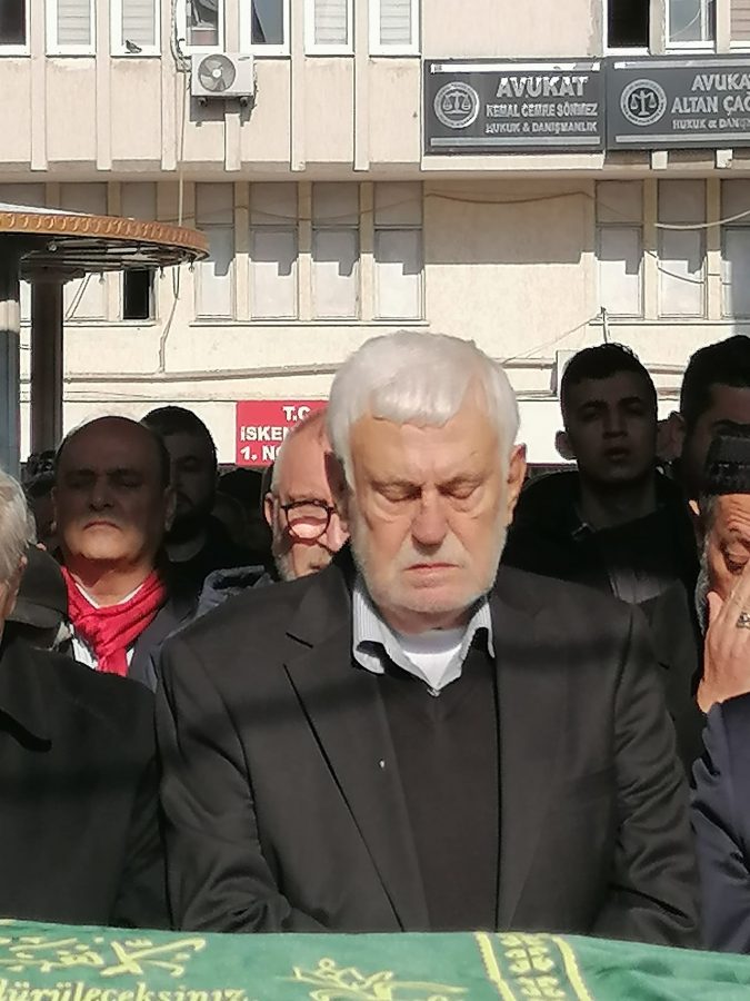 ZÜBEYDE ASLAN EBEDİYETE UĞURLANDI