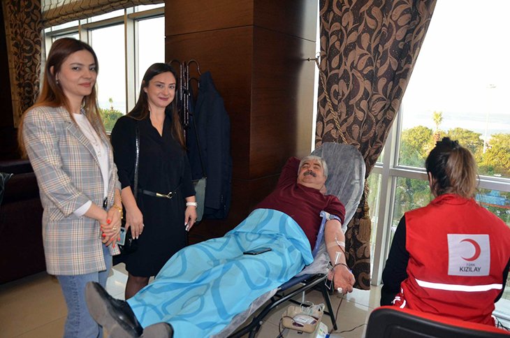 İTSO Önderliğinde Kızılay Kan Merkezi İle Kan Bağış Kampanyası Düzendi