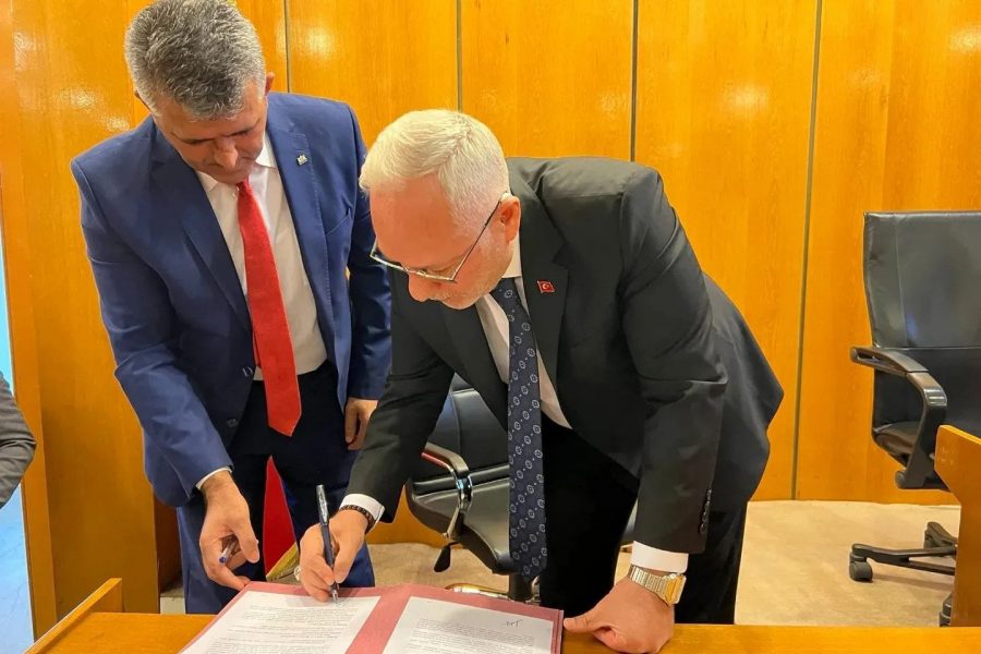 İSKENDERUN BELEDİYESİNDE SOSYAL DENGE SÖZLEŞMESİ SEVİNCİ