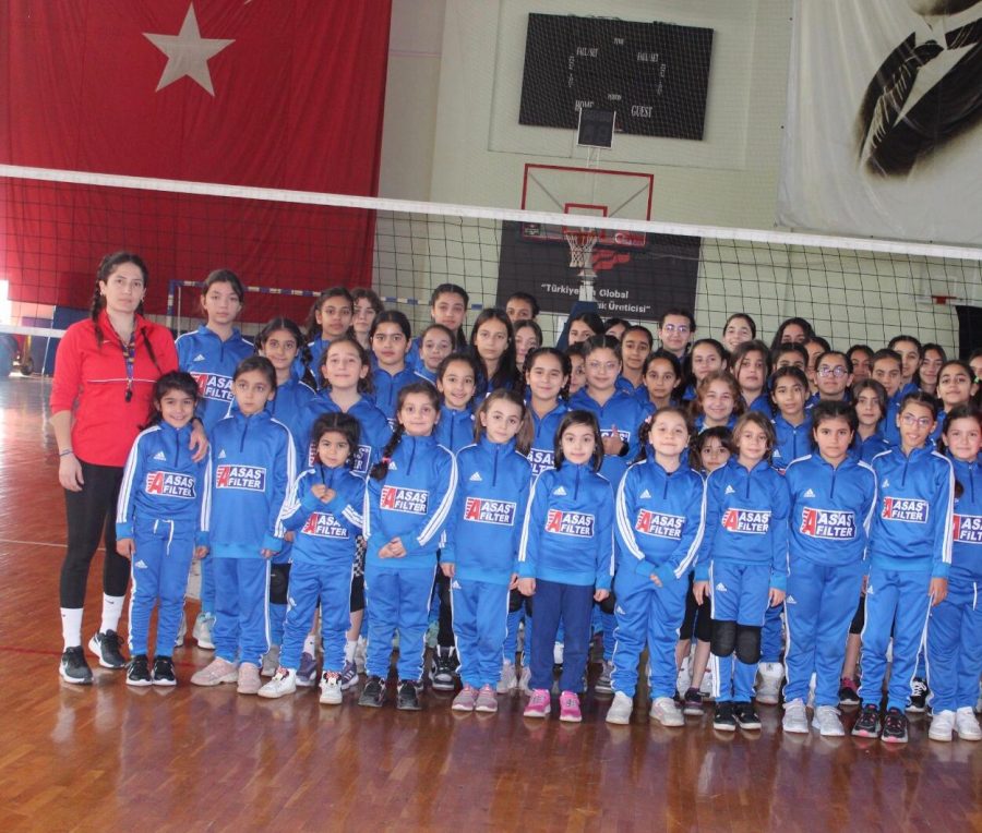 ASAŞ VOLEYBOL OKULU ÇALIŞMALARINI SÜRDÜRÜYOR