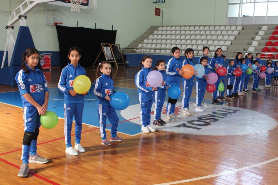 ASAŞ VOLEYBOL OKULU ÇALIŞMALARINI SÜRDÜRÜYOR
