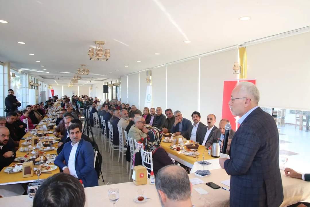 BEM-BİR SEN’DEN BAŞKAN TOSYALI’YA TEŞEKKÜR