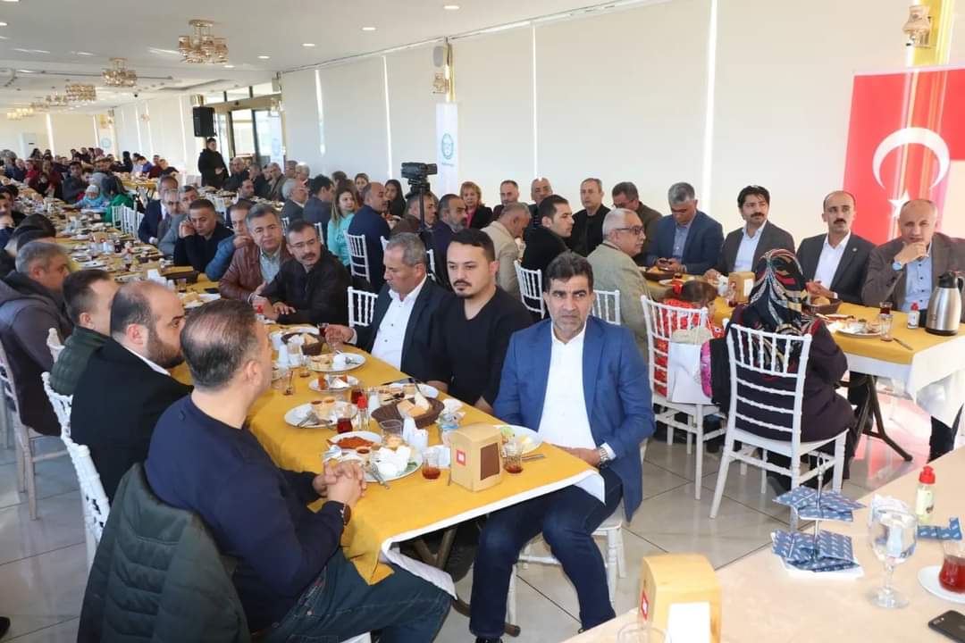 BEM-BİR SEN’DEN BAŞKAN TOSYALI’YA TEŞEKKÜR