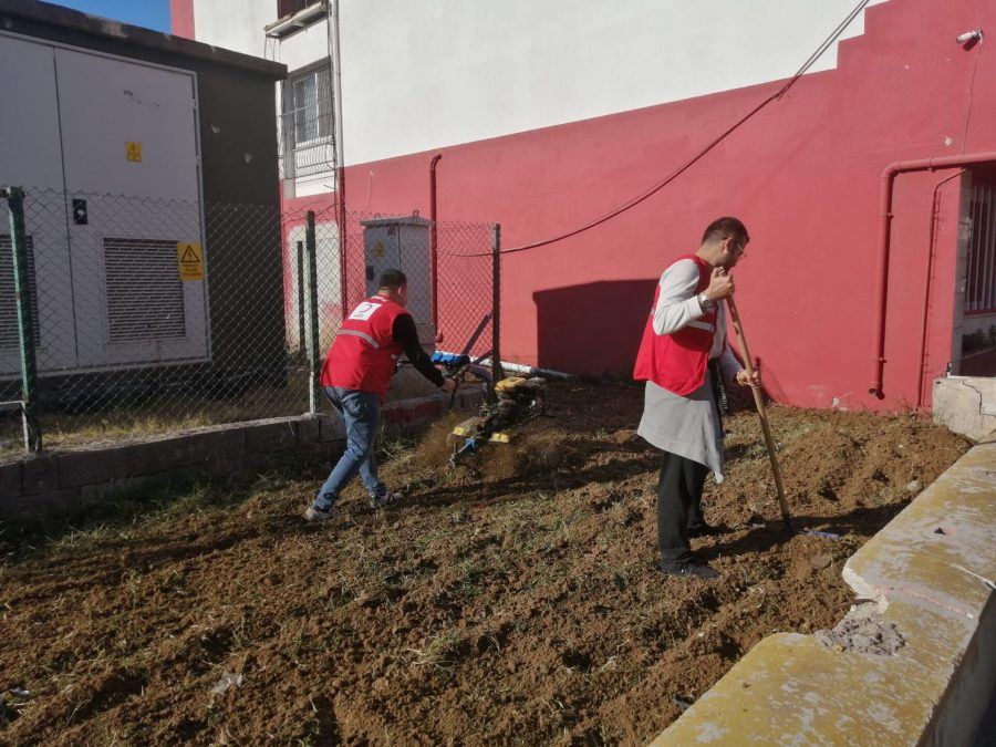 TÜRK KIZILAY İSKENDERUN ŞUBESİ’NDEN 300 BEBEĞE 6000 BİN PARÇA KIYAFET YARDIMI