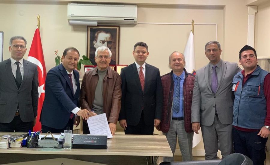 ARSUZ KÖPRÜSÜ IŞIKLANDIRMASI VE LED AYDINLATMASI YAPIM PROTOKOLÜ İMZALANDI