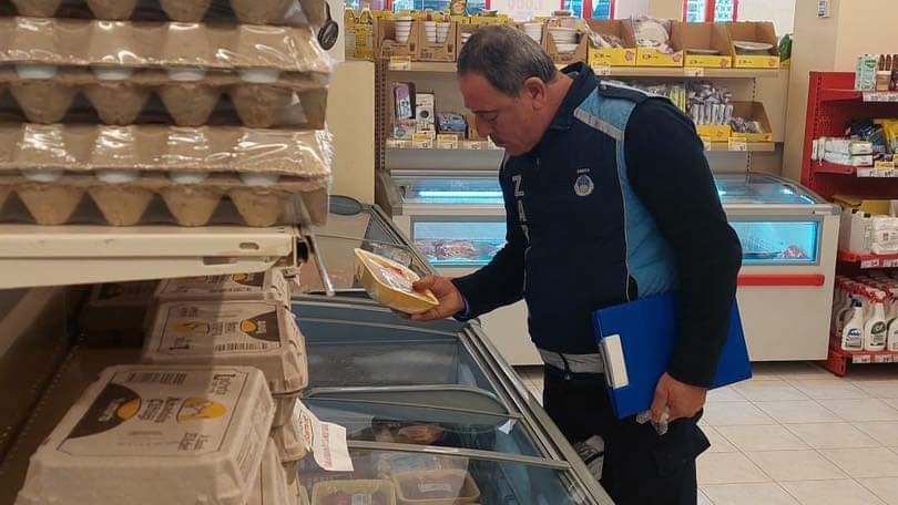 ARSUZ BELEDİYESİ ZABITA EKİPLERİNDEN FİYAT DENETİMİ