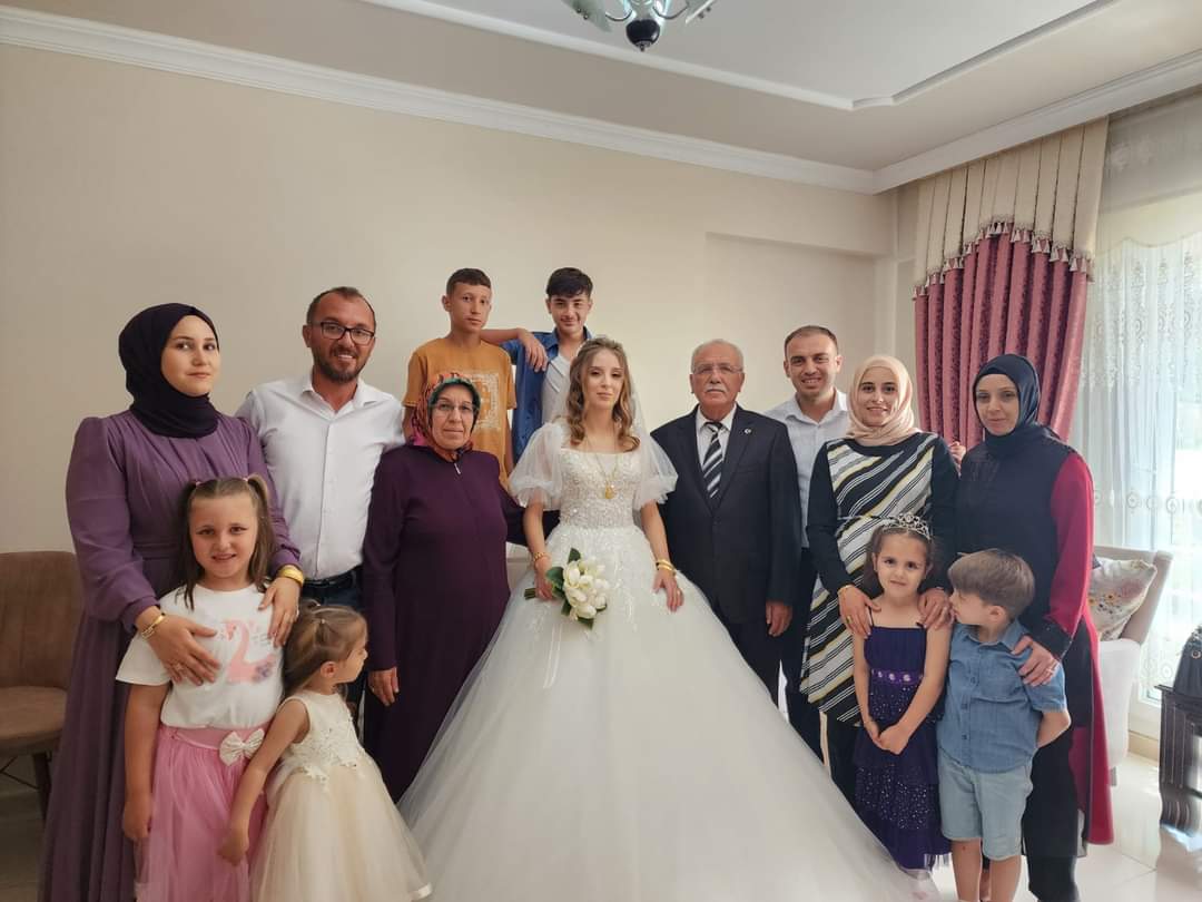 MHP İl Teşkilatını Buluşturan Nikahta Mutluluk ve Hüzün Bir arada Yaşandı
