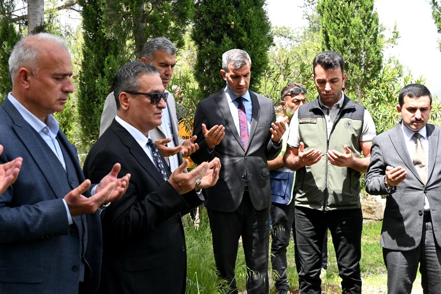 23 Nisan’da buruk ziyaret