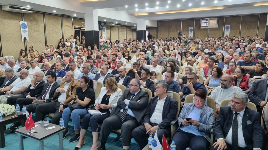 Prof. Dr. Naci Görür İskenderun&#8217;da