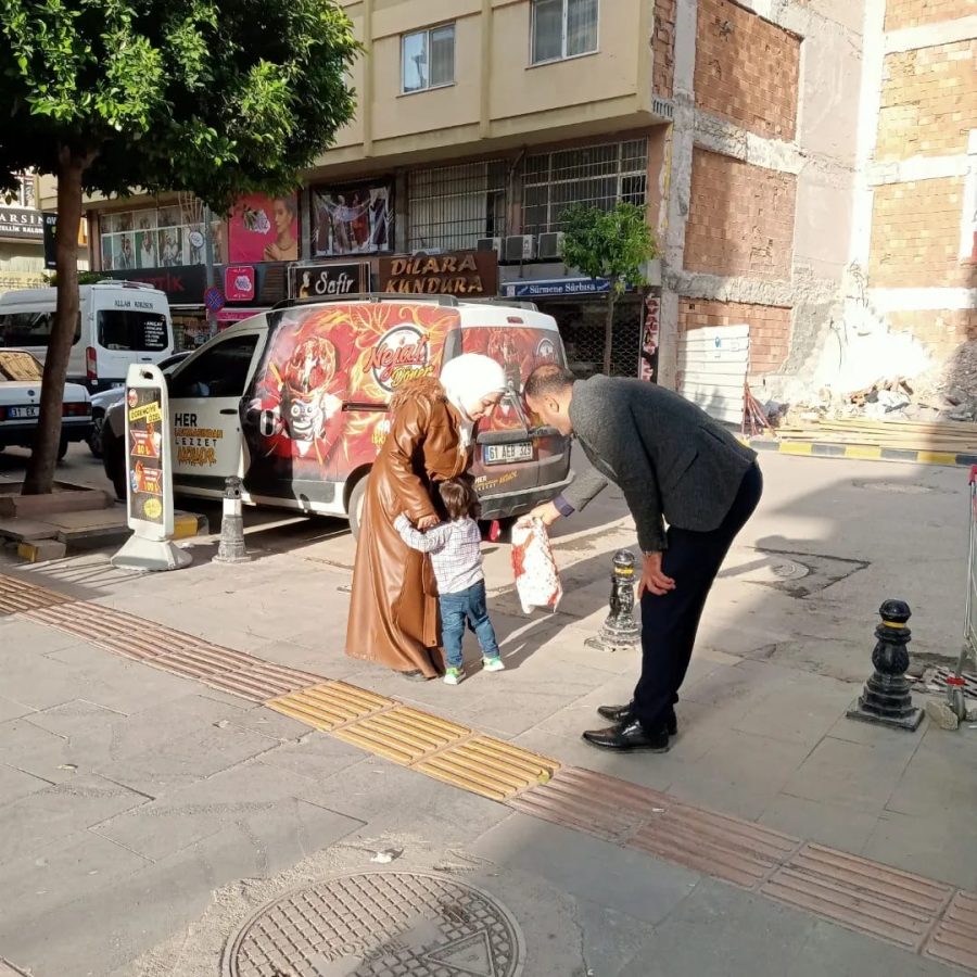 İskenderun Muradiye Mahallesi Yardımlaşma Derneği’nden 23 Nisan’da Anlamlı Etkinlik