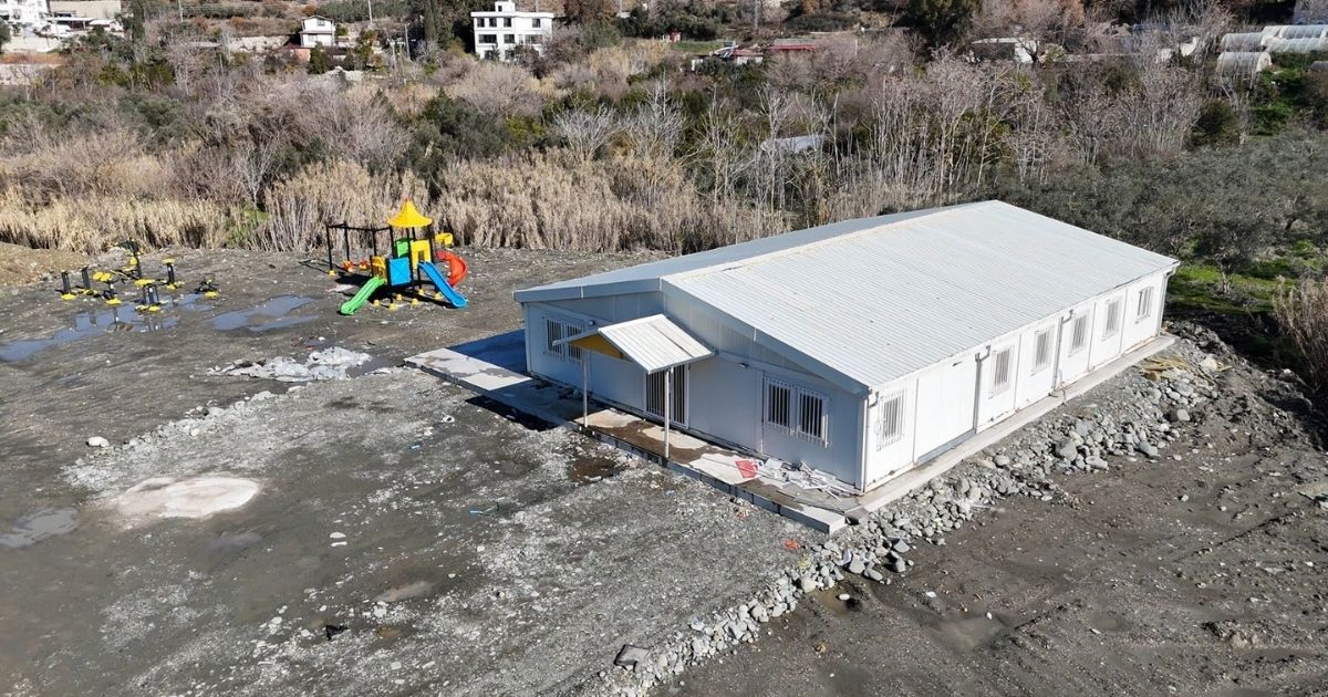 Karaçay Mahallesi’ndeki Çok Amaçlı Salon Projesinde Çalışmalar Tamamlanma Aşamasında